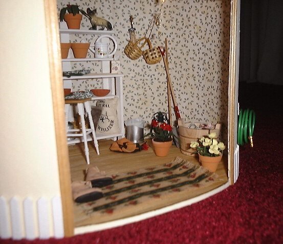 Dollhouse Miniature The Potting Shed Picture 2